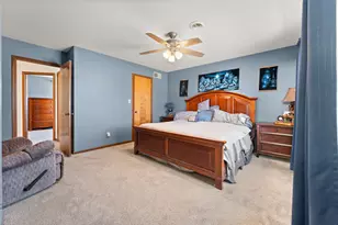 8690 Durbin Ln, Crown Point, IN 46307 - Photo 17