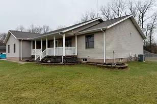 5850 W 600 N, Winamac, IN 46996 - Photo 27