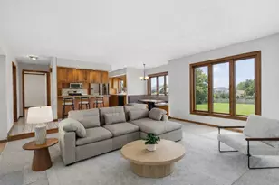 505 Andover Dr, Valparaiso, IN 46383 - Photo 11