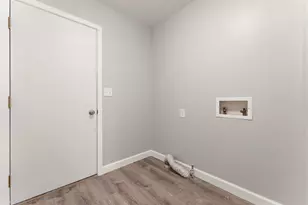 191 Mallard Pointe Dr, Valparaiso, IN 46385 - Photo 19