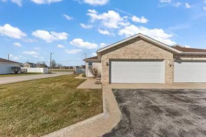 191 Mallard Pointe Drive, Valparaiso, IN 46385 - Photo 5