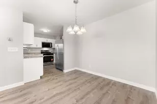 191 Mallard Pointe Dr, Valparaiso, IN 46385 - Photo 9