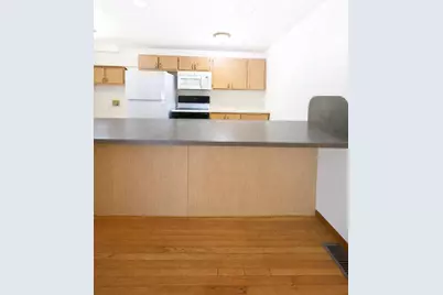 413 E 10th Street, Michigan City, IN 46360 - Photo 3