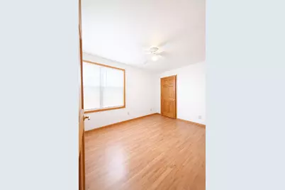 413 E 10th Street, Michigan City, IN 46360 - Photo 5