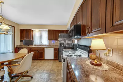 22 Maple Court, Schererville, IN 46375 - Photo 5