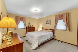 22 Maple Ct, Schererville, IN 46375 - Photo 11