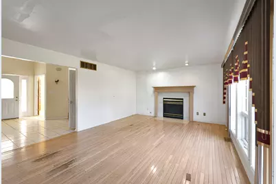 6874 Mercedes Avenue, Portage, IN 46368 - Photo 9