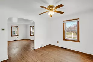 7620 New Hampshire Ave, Hammond, IN 46323 - Photo 3