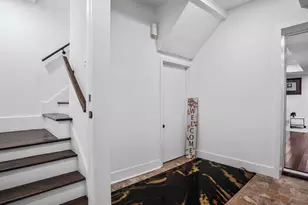 4004 Euclid Ave, East Chicago, IN 46312 - Photo 13