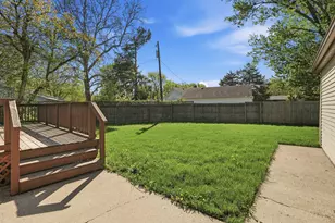 316 Oak Cir, Crown Point, IN 46307 - Photo 17
