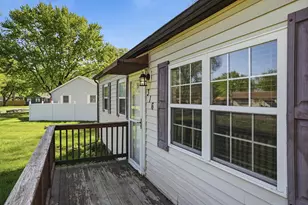 316 Oak Cir, Crown Point, IN 46307 - Photo 15