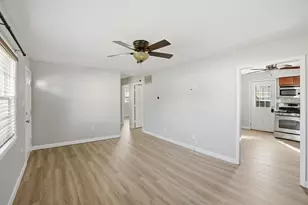 316 Oak Cir, Crown Point, IN 46307 - Photo 5