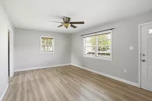 316 Oak Cir, Crown Point, IN 46307 - Photo 7