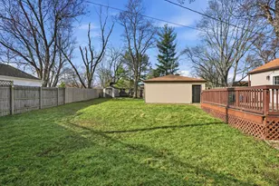 316 Oak Cir, Crown Point, IN 46307 - Photo 5