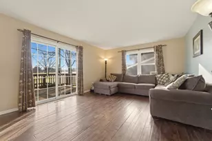 3771 Kingsway Dr, Crown Point, IN 46307 - Photo 5