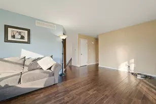 3771 Kingsway Dr, Crown Point, IN 46307 - Photo 7