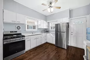 1346 Stanton Ave, Whiting, IN 46394 - Photo 9