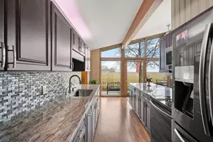 3212 E 400 S, La Porte, IN 46350 - Photo 11