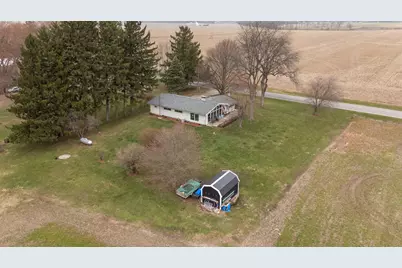 3212 E 400 S, La Porte, IN 46350 - Photo 33