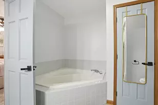 9610 N 250 E, Wheatfield, IN 46392 - Photo 17