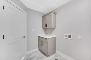 11039 Macedon St, Winfield, IN 46307 - Photo 17