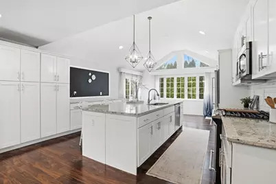 9200 Birch Avenue, Munster, IN 46321 - Photo 7