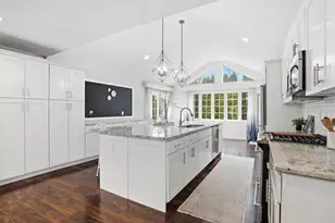 9200 Birch Ave, Munster, IN 46321 - Photo 7