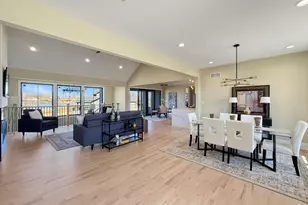 10102 Lakeview Dr, Saint John, IN 46373 - Photo 5