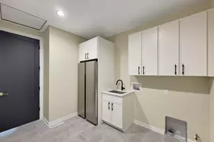 10102 Lakeview Dr, Saint John, IN 46373 - Photo 17