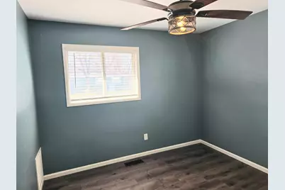 510 Washington Park Boulevard, Michigan City, IN 46360 - Photo 9