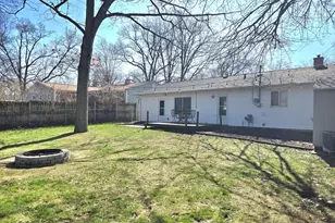 510 Washington Park Blvd, Michigan City, IN 46360 - Photo 21