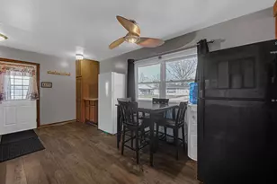 7208 Ohio Ave, Hammond, IN 46323 - Photo 5