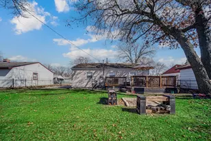 7208 Ohio Ave, Hammond, IN 46323 - Photo 19