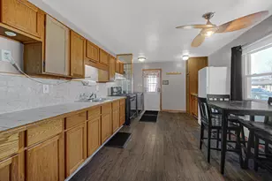 7208 Ohio Ave, Hammond, IN 46323 - Photo 3