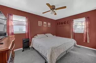 7208 Ohio Ave, Hammond, IN 46323 - Photo 13