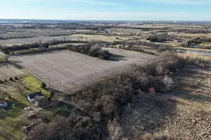 10021 Clay St, Crown Point, IN 46307 - Photo 3