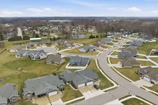 3805 Mandy Ct, Warsaw, IN 46582 - Photo 29