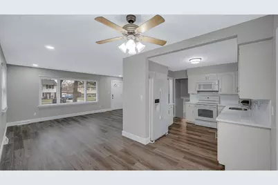 1066 W 10th Place, Hobart, IN 46342 - Photo 5