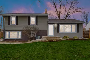 1066 W 10th Pl, Hobart, IN 46342 - Photo 19