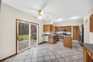 692 Harvest Rd, Valparaiso, IN 46383 - Photo 9