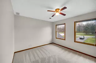 692 Harvest Rd, Valparaiso, IN 46383 - Photo 25