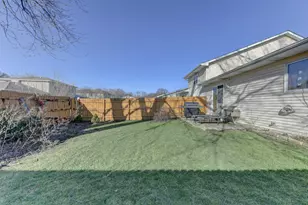 2626 41st Pl, Highland, IN 46322 - Photo 13