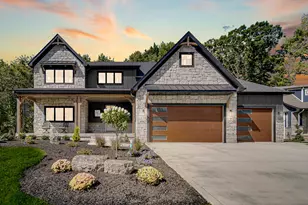 194 Cricket Knoll Ct, Valparaiso, IN 46385 - Photo 1