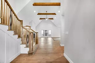 194 N Cricket Knoll Ct, Valparaiso, IN 46385 - Photo 3