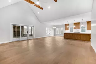 194 N Cricket Knoll Ct, Valparaiso, IN 46385 - Photo 9