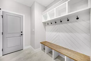 194 N Cricket Knoll Ct, Valparaiso, IN 46385 - Photo 21