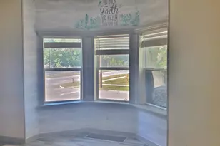 1621 W 10th St, Michigan City, IN 46360 - Photo 9