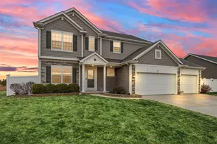 727 E 118th Ave, Crown Point, IN 46307 - Photo 1