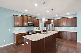 727 E 118th Ave, Crown Point, IN 46307 - Photo 13