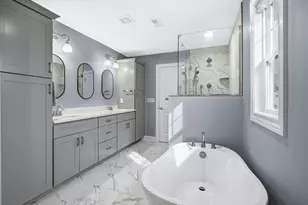 4901 Hyde Park Dr, Valparaiso, IN 46383 - Photo 23